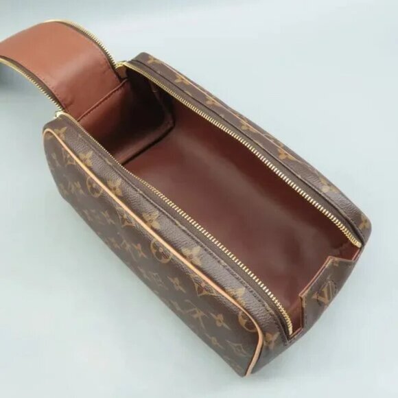 100% Authentic Louis Vuitton Brown Monogram Canvas Clutch Bag 1352-081524 - Picture 9 of 12